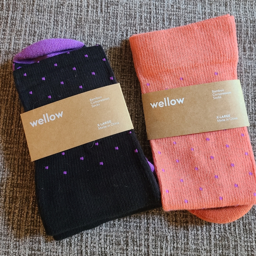 2 Wellow Compression Socks, Black w/ Purple Dots & Orange w/ Purple Dots